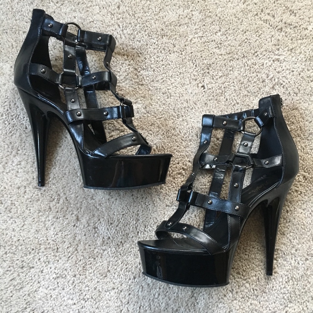 Like new PLEASER platforms